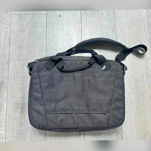 Thule Crossover 2
laptop bag 15.6" black - Picture 5 of 5